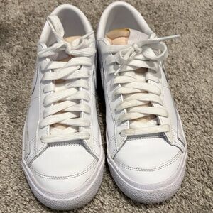 NIKE W BLAZER LOW ‘77